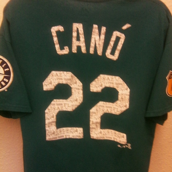 MLB Seattle Mariner's Women's Large Top - Picture 3 of 8